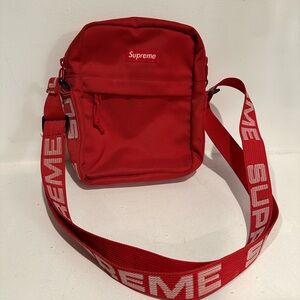 Supreme SS18 crossbody